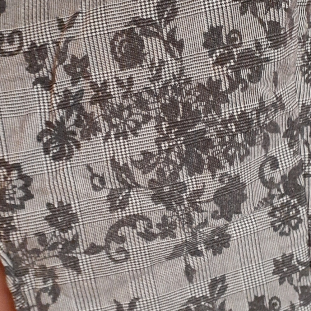 Pants - Picture 2 of 3